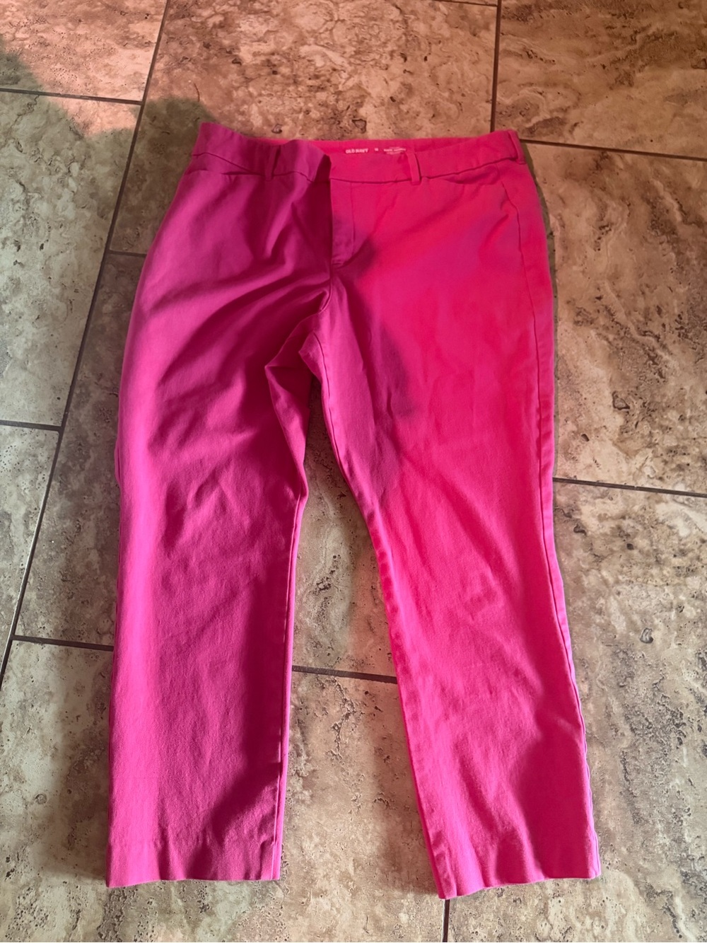 Old Navy Women's Hot Pink Cropped Straight-Leg Pants